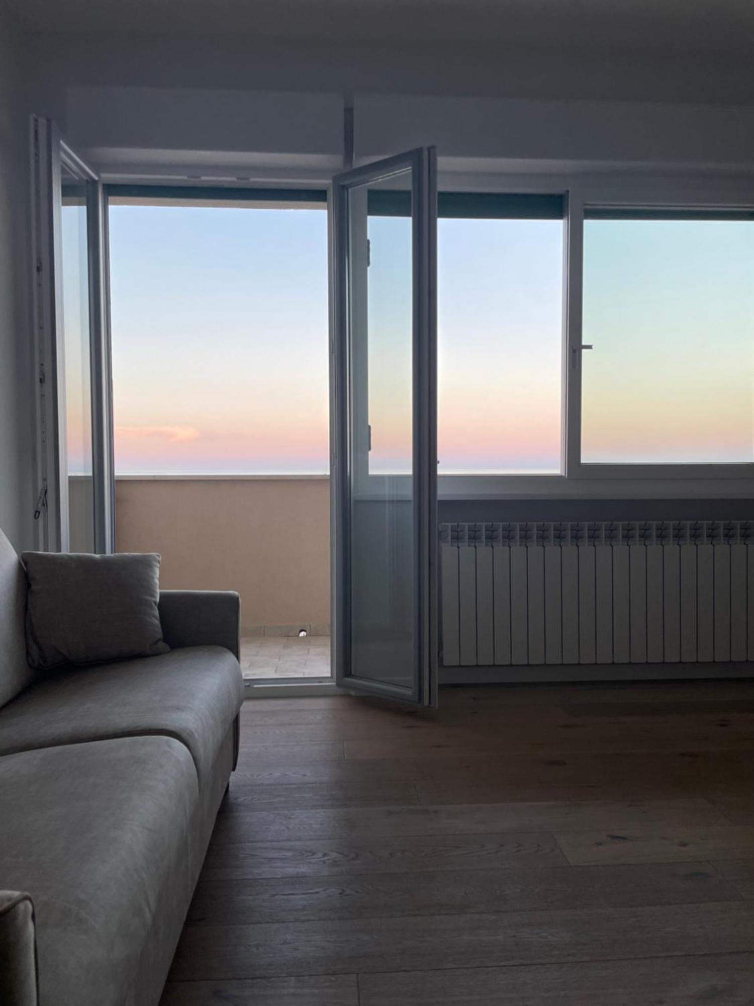 Il Balcone Sul Mare Apartment Porto Recanati Exterior photo